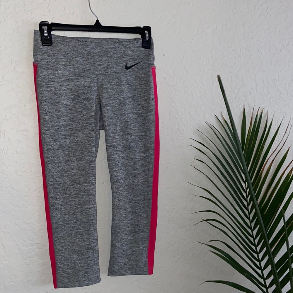NIKE XS Capri